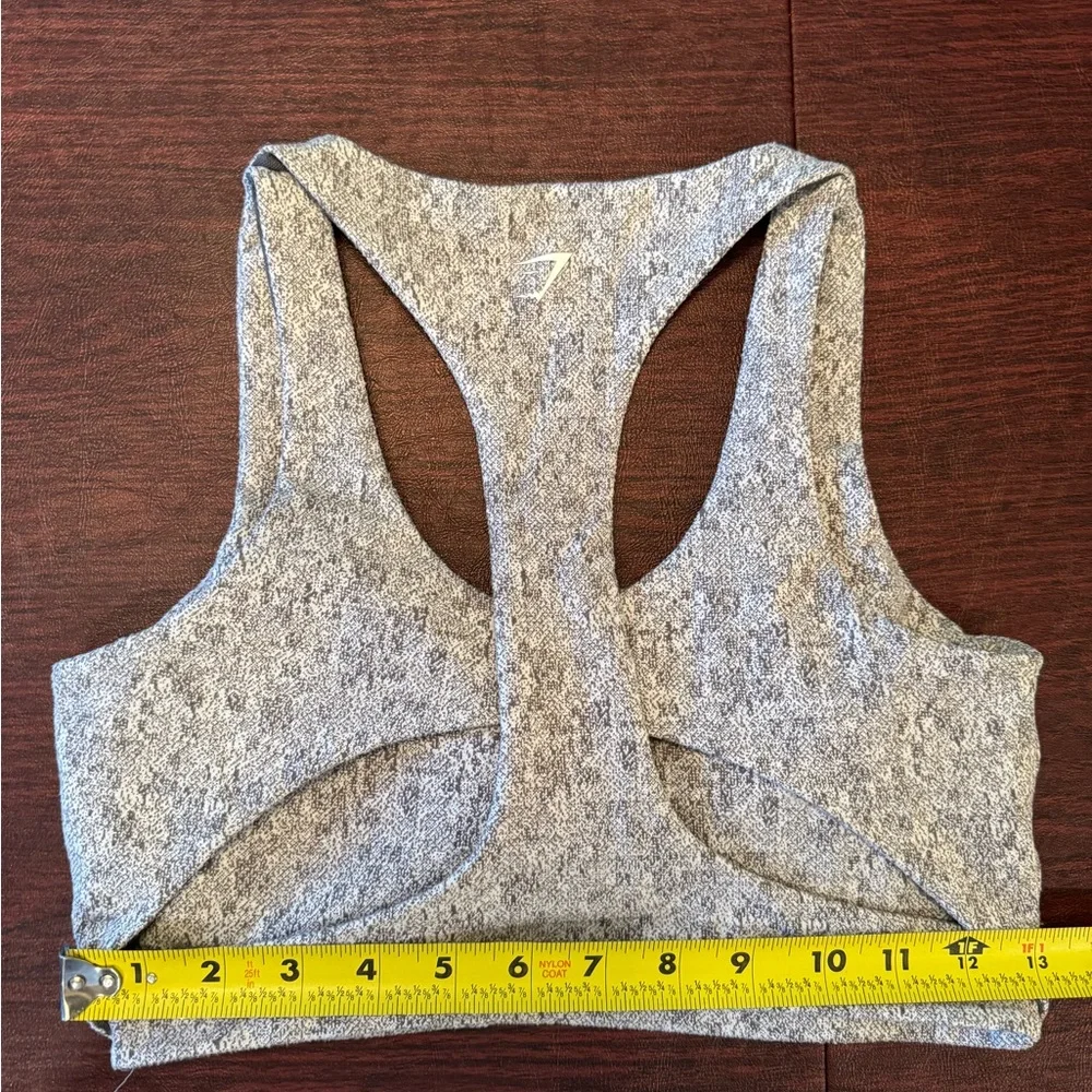 Gymshark Gray Cutout Strappy Back Sports Bra Size M Activewear Athleisure Gym - Picture 5 of 8